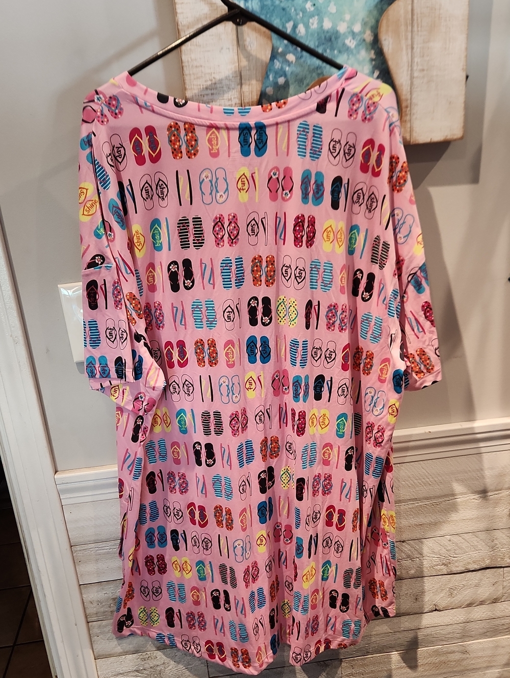 EUC Secret Treasures Pink Flip-Flop Print Sleep Shirt Sz 2X-3X - Picture 3 of 3